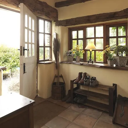 Summerhill * Windermere