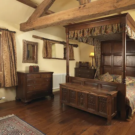 Summerhill * Windermere