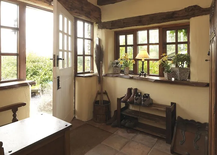 Summerhill * Windermere