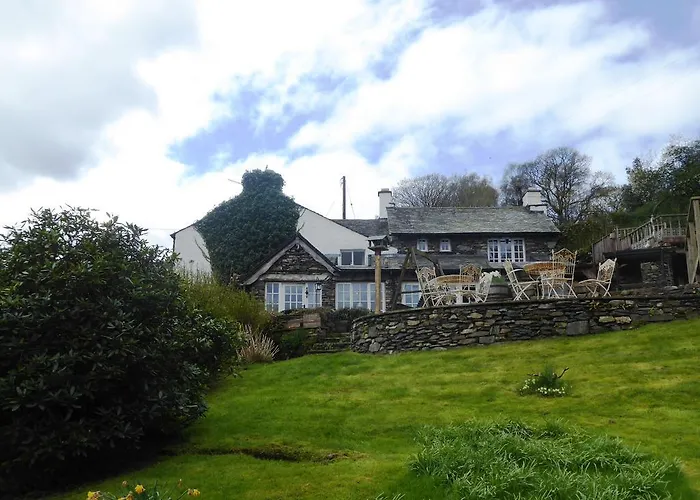 Summerhill * Windermere