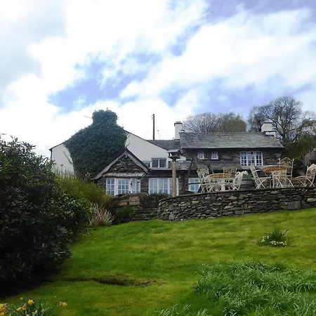 Summerhill * Windermere